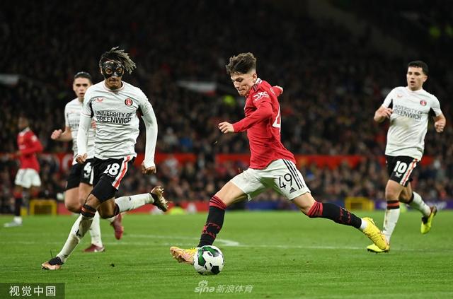 的中場調度 的中場調度